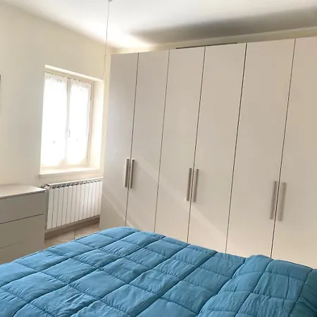 Mi & Ti Apartmán CastellʼAlfero